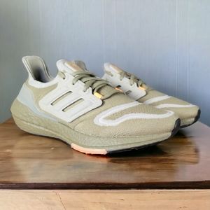 ADIDAS UltraBoost 22 Orbit Green Beam Orange Running Shoes GX9140 Men’s Size 8.5